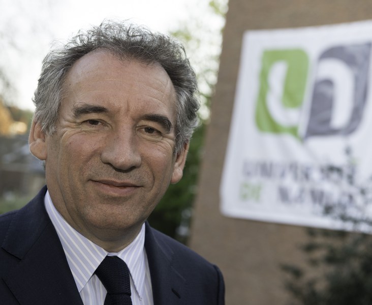 François Bayrou à la tribune des grandes conférences namuroises