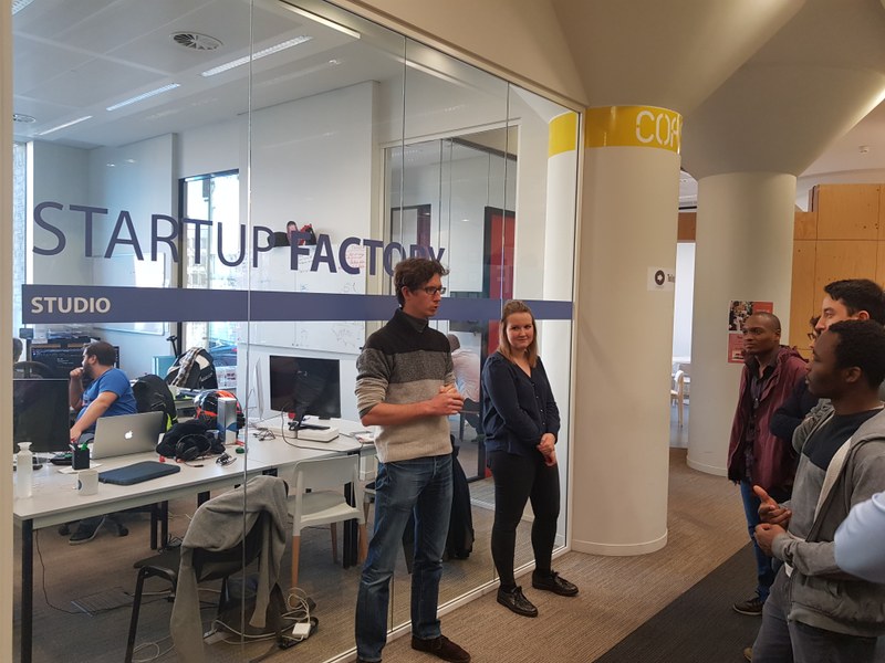 Les étudiants en informatique en visite chez Startup Factory: une fabrique de startups numériques